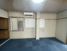 内装　10枚中 5枚目